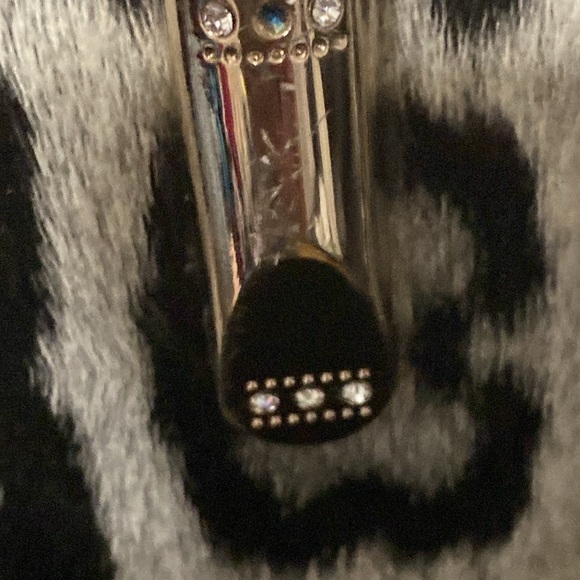 UNBRANDED MOB WIFE PURSE BIG STUDDED CLOSURE NEW SHOULDER STRAP Leopard Print - Picture 4 of 15